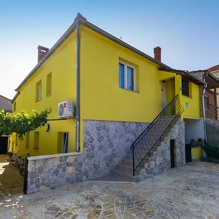 公寓 With One In Zadar, With Enclosed Garden And Wifi - 1 Km From T... 扎达尔